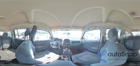 2016 Jeep Patriot Latitude z USA, uszkodzony, nr VIN 1C4NJPFB2GD814383